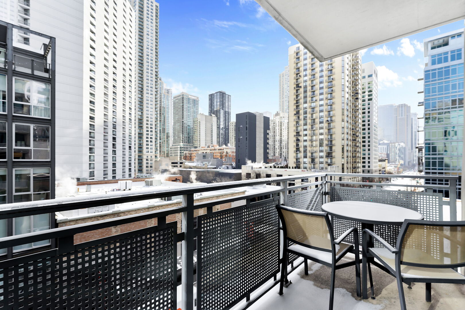 744 N Clark Street #501, Chicago, IL 60654
