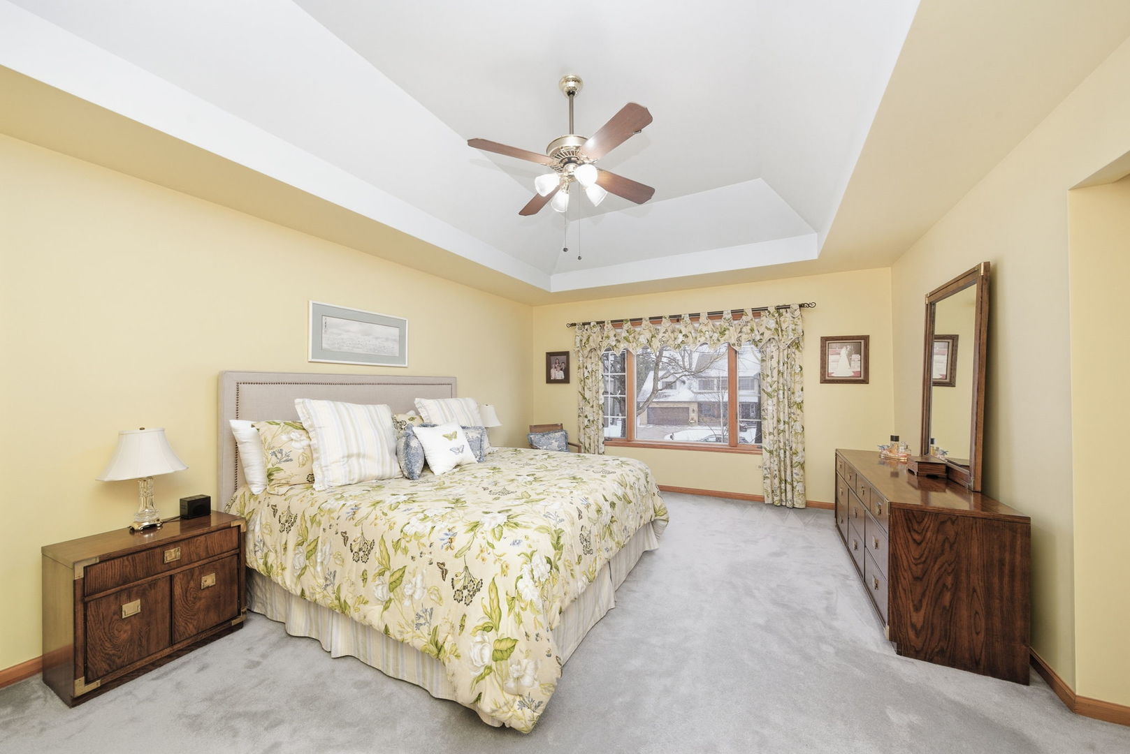 500 Buckingham Place, Downers Grove, IL 60516