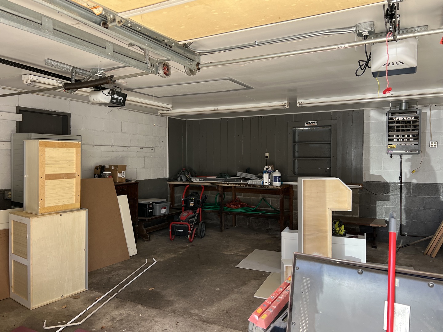 407 E Abe Street, Plano, IL 60545