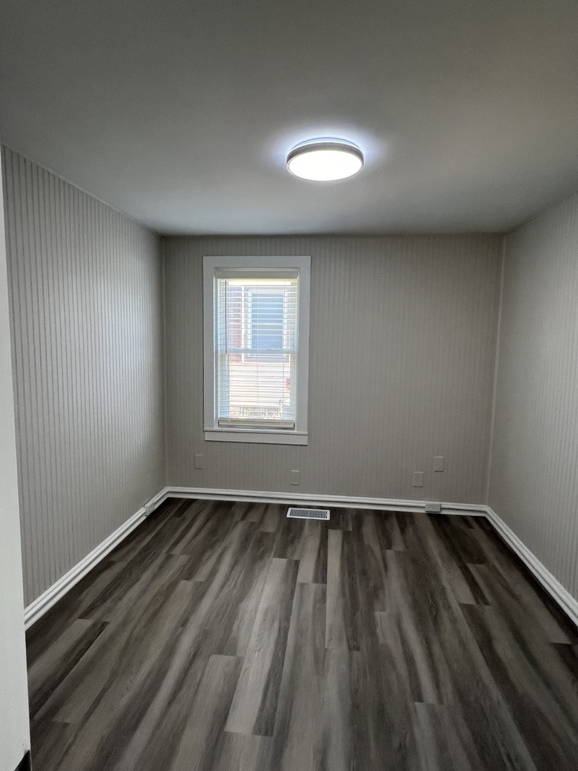 407 E Abe Street, Plano, IL 60545