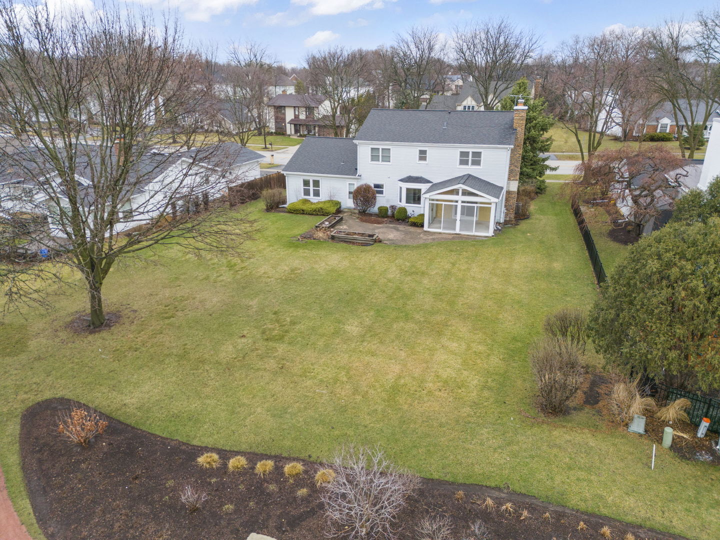 966 W Bauer Road, Naperville, IL 60563