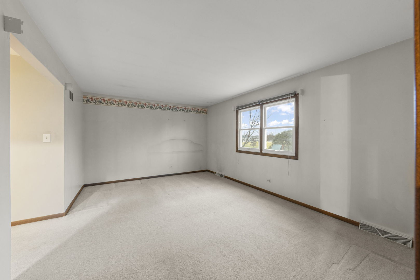 966 W Bauer Road, Naperville, IL 60563