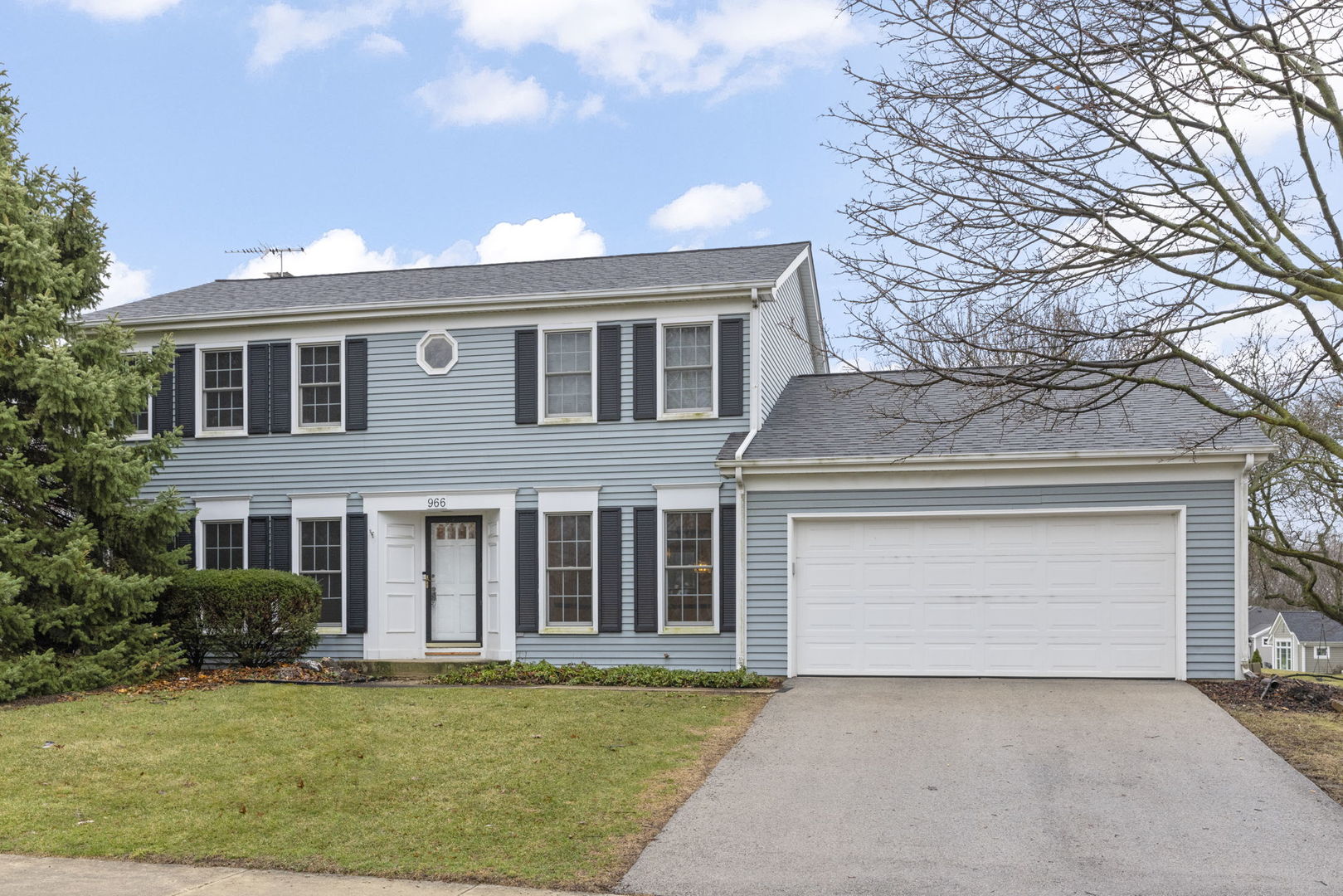 966 W Bauer Road, Naperville, IL 60563