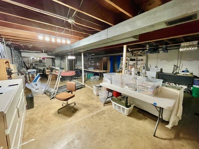 700 Longview Drive, Countryside, IL 60525