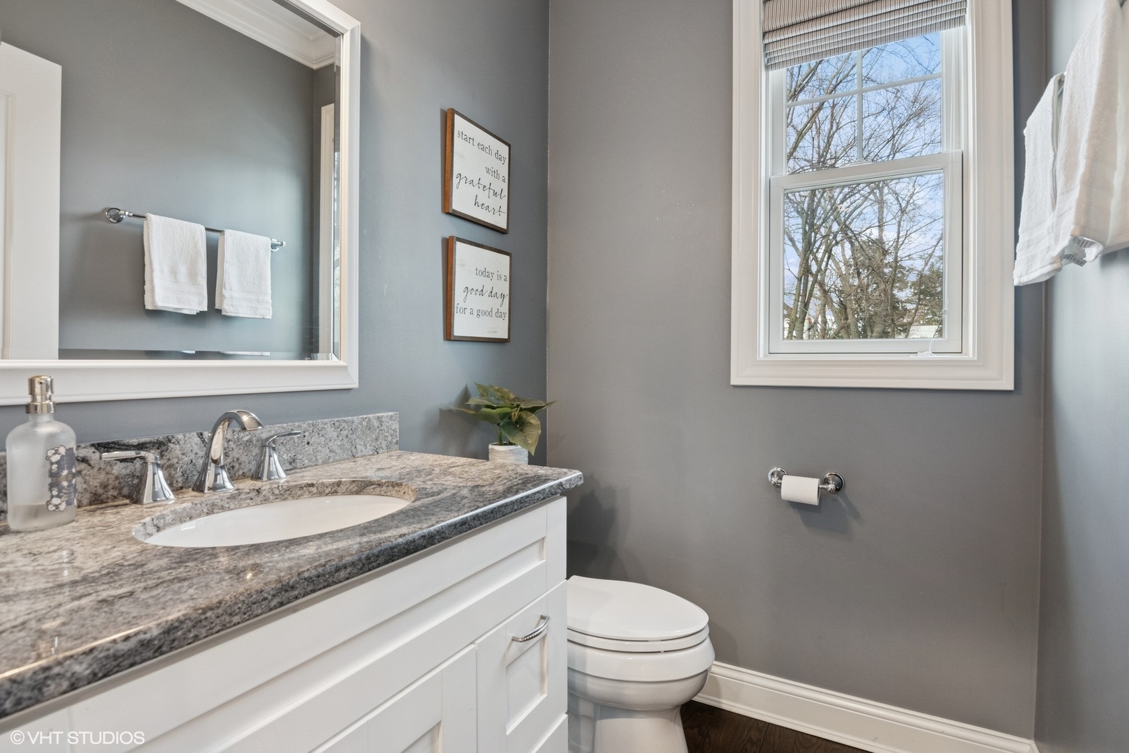 374 N Myrtle Avenue, Elmhurst, IL 60126