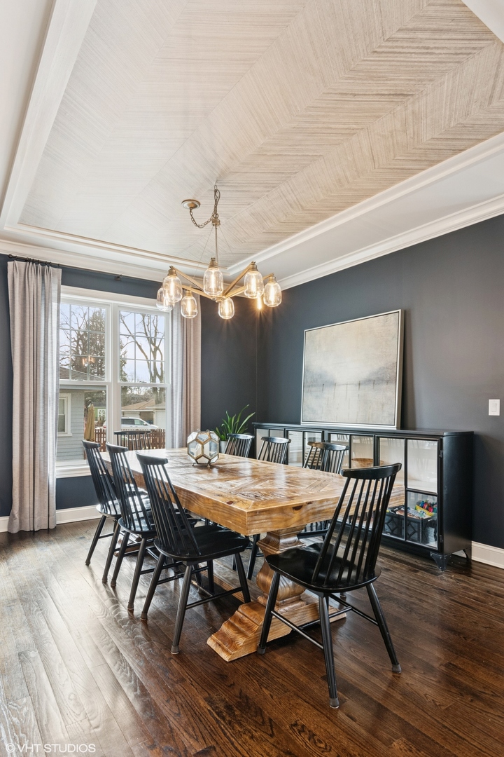 374 N Myrtle Avenue, Elmhurst, IL 60126