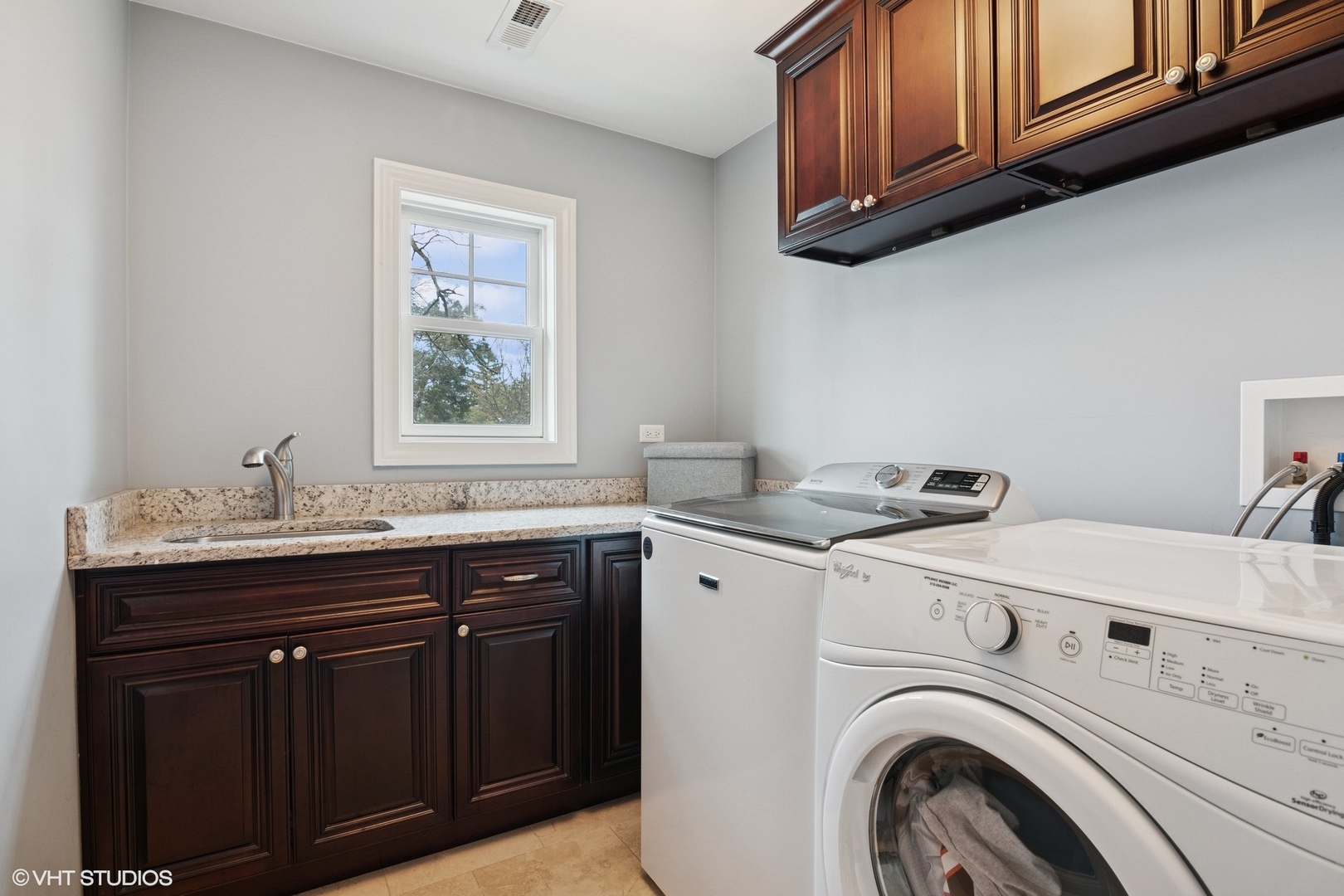 374 N Myrtle Avenue, Elmhurst, IL 60126