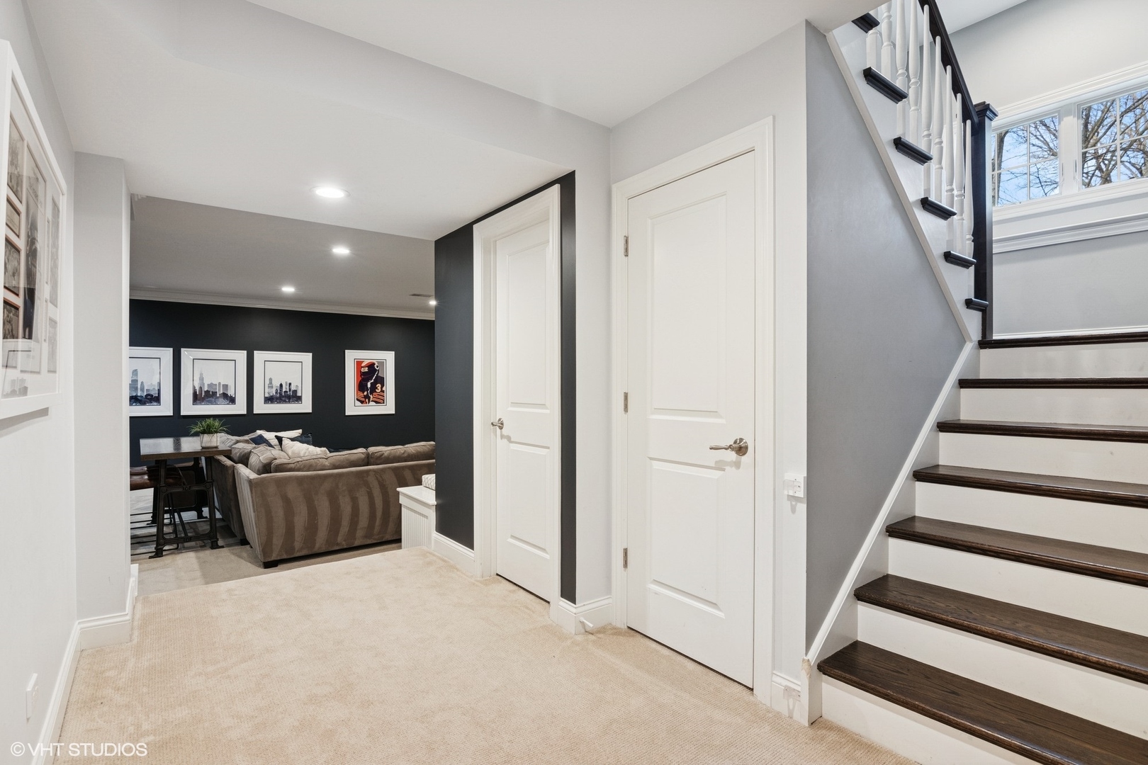 374 N Myrtle Avenue, Elmhurst, IL 60126