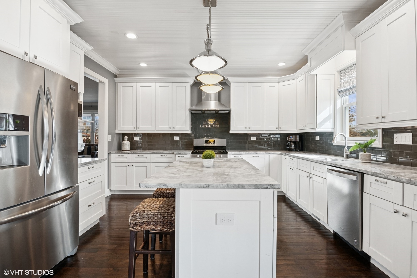 374 N Myrtle Avenue, Elmhurst, IL 60126