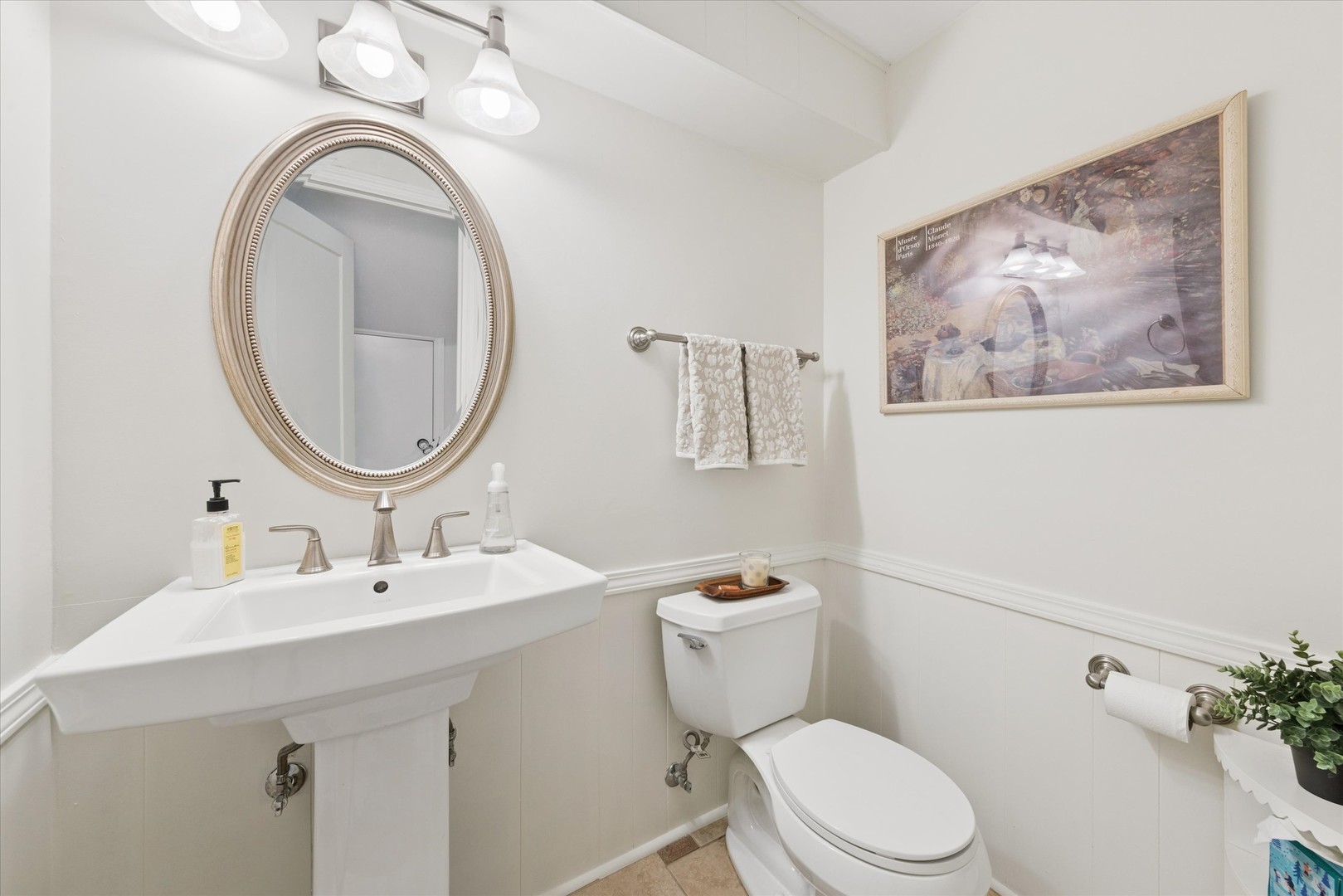 156 Sunset Avenue, Glen Ellyn, IL 60137