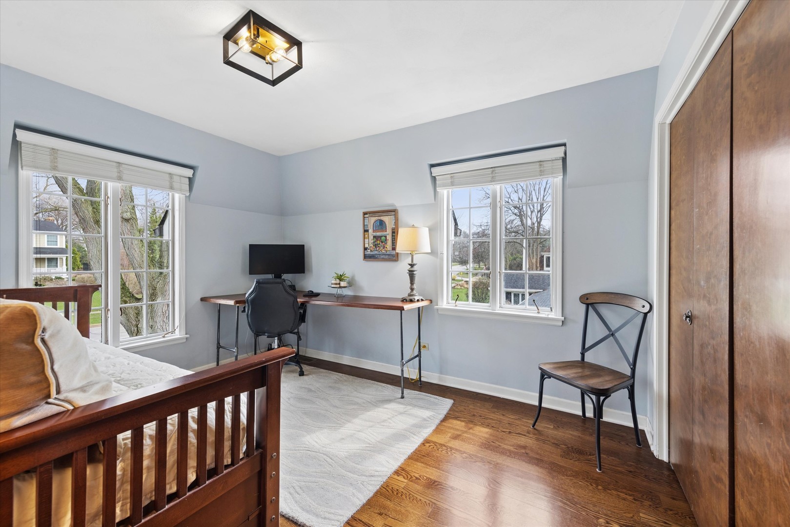 156 Sunset Avenue, Glen Ellyn, IL 60137