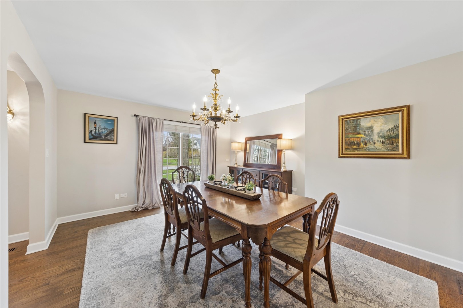 156 Sunset Avenue, Glen Ellyn, IL 60137