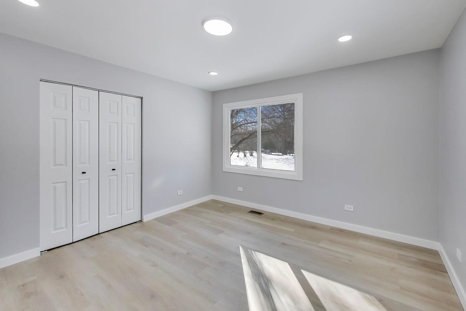 2N660 Valewood Road, West Chicago, IL 60185