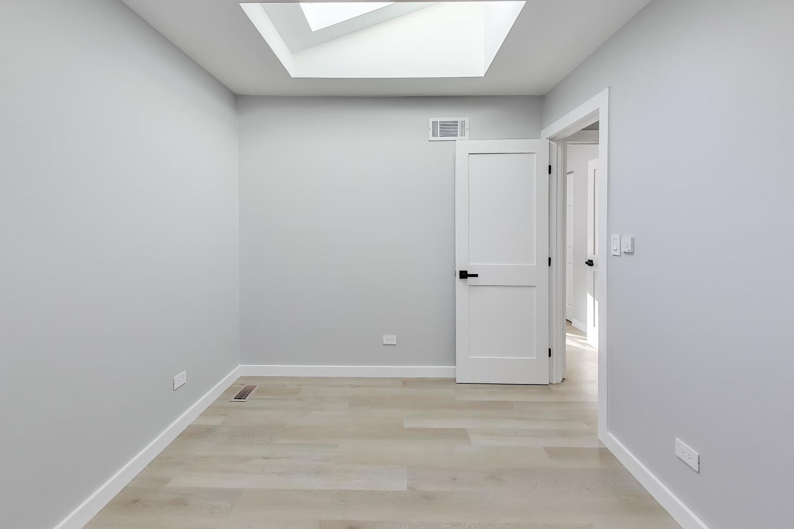 2N660 Valewood Road, West Chicago, IL 60185