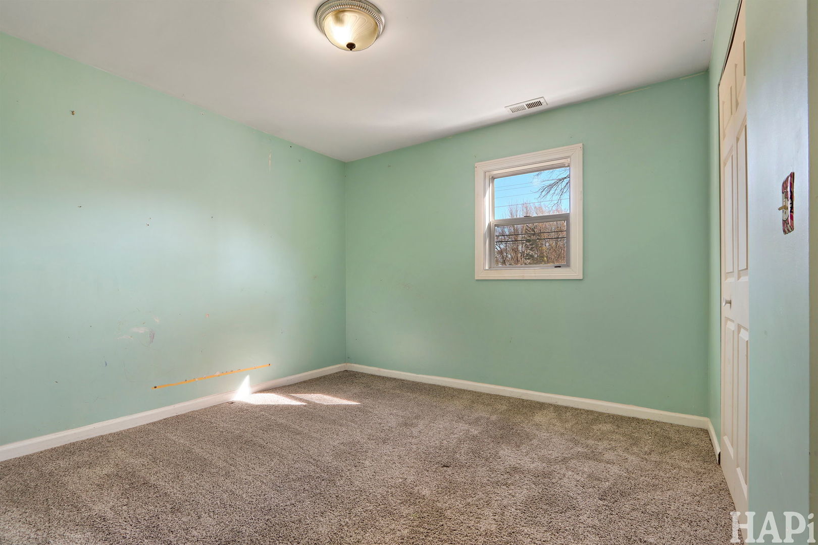 42522 N Lake Avenue, Antioch, IL 60002