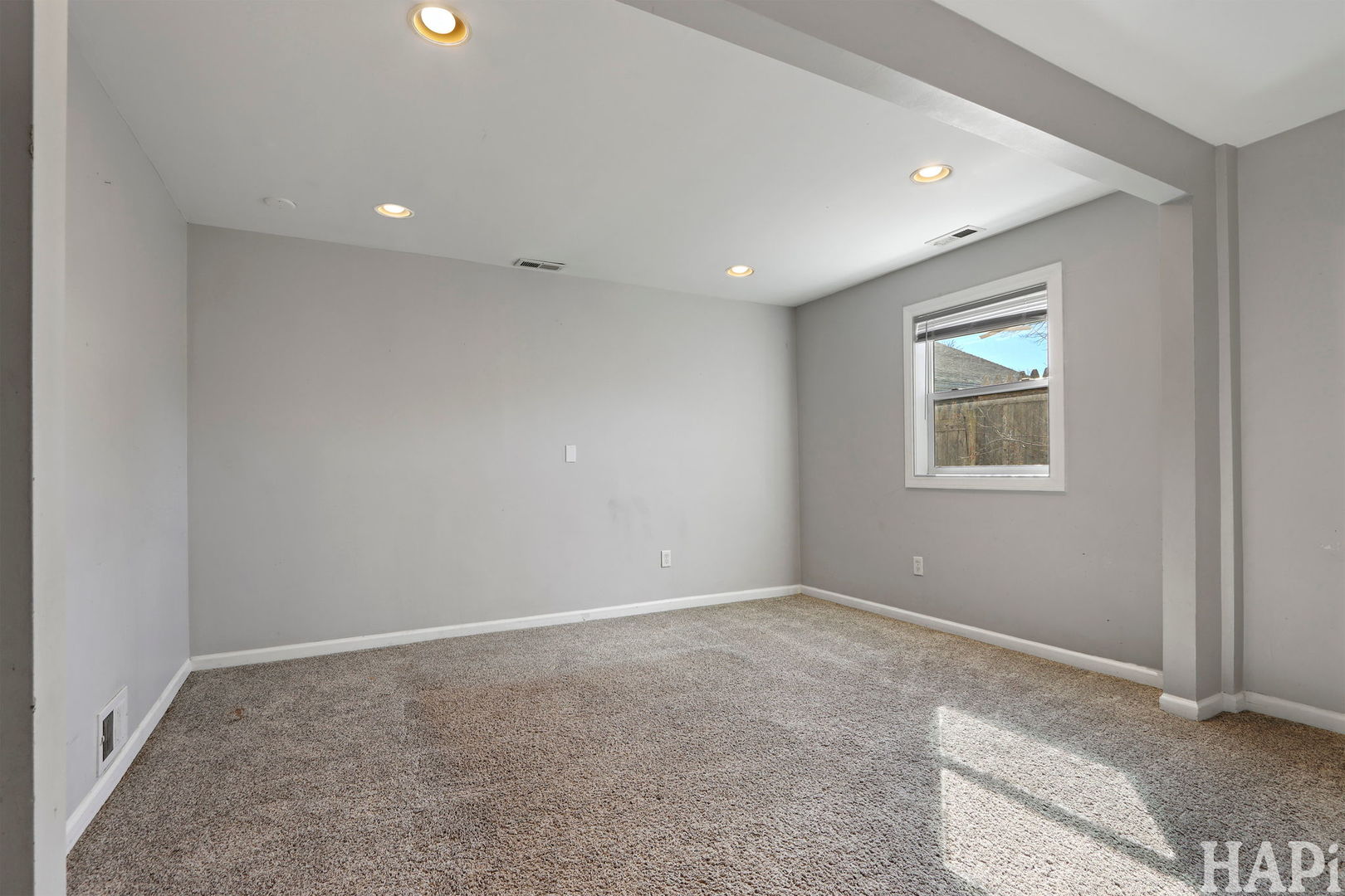 42522 N Lake Avenue, Antioch, IL 60002