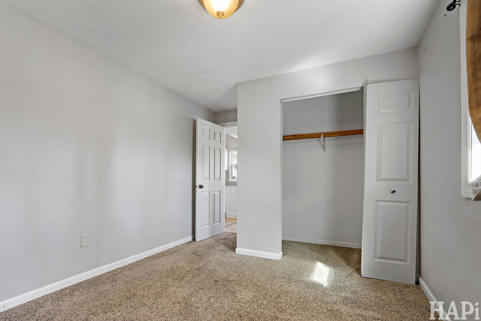 42522 N Lake Avenue, Antioch, IL 60002