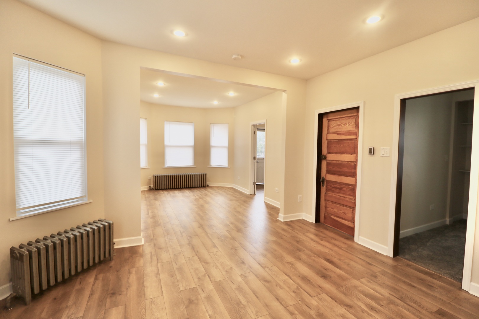 3807 N Narragansett Avenue #2, Chicago, IL 60634