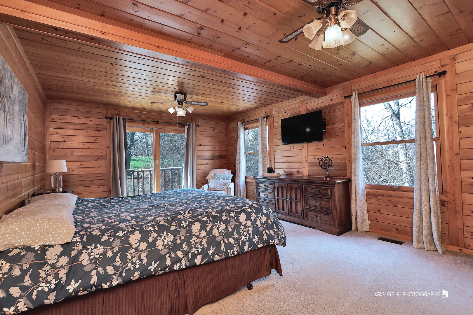 28496 High View Road, McHenry, IL 60051