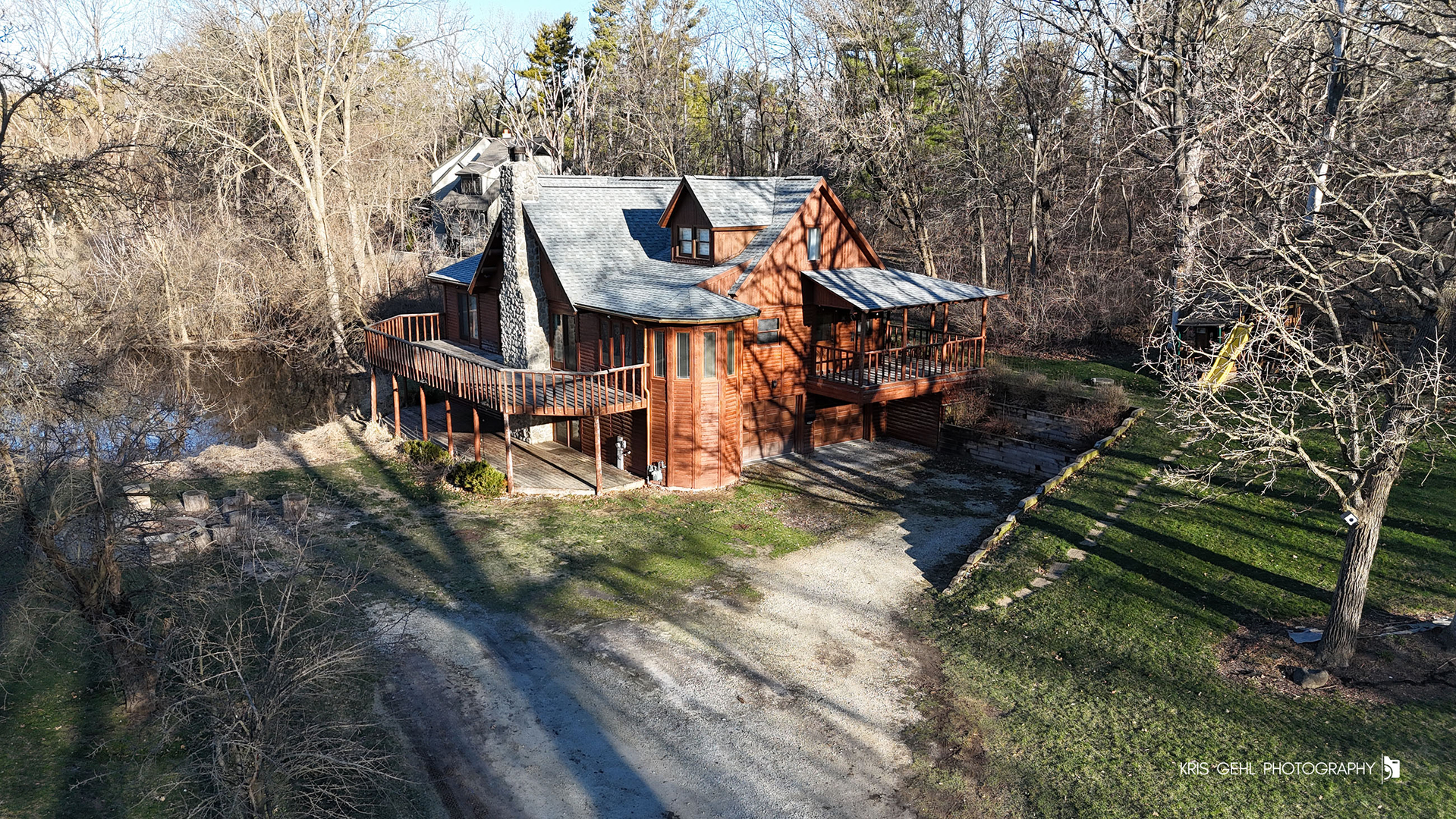 28496 High View Road, McHenry, IL 60051