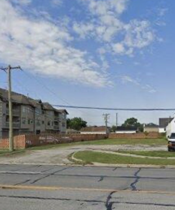 8404 S Roberts Road, Justice, IL 60458