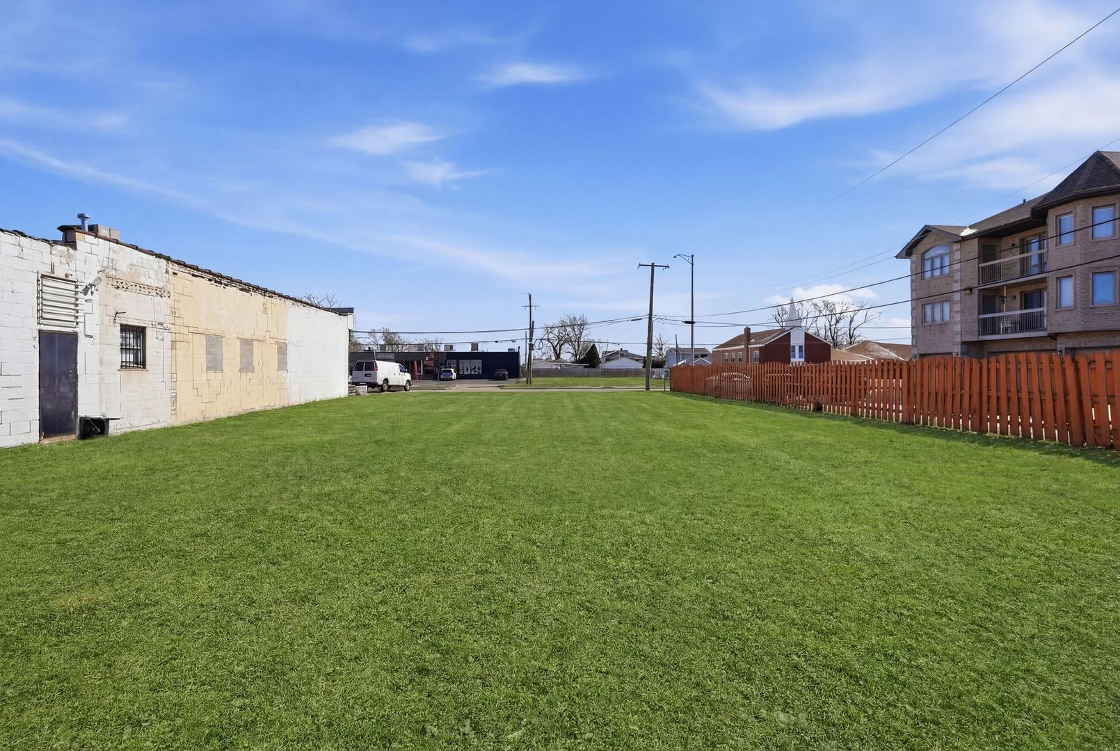 8404 S Roberts Road, Justice, IL 60458