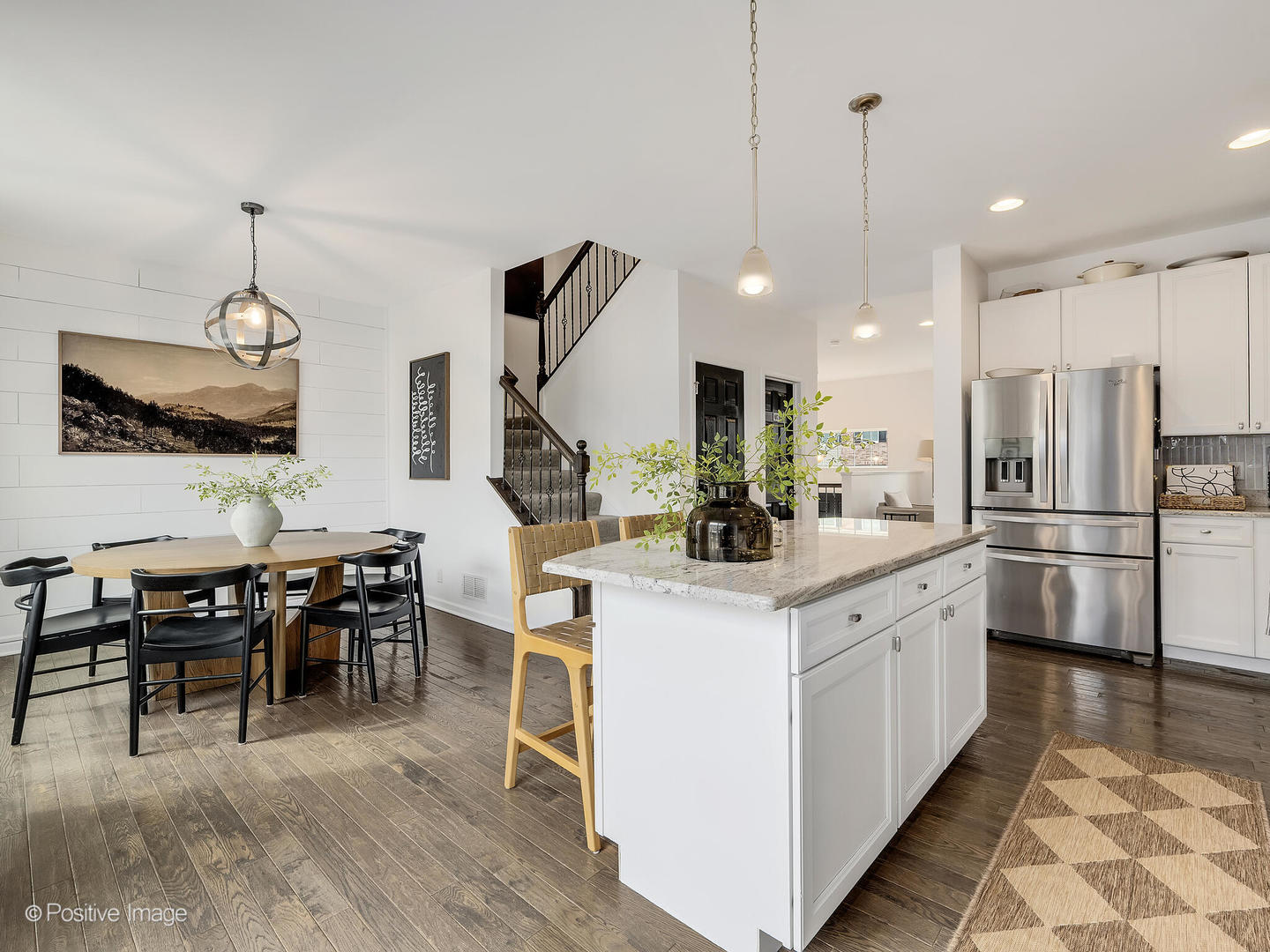 1589 Deer Pointe Drive, South Elgin, IL 60177