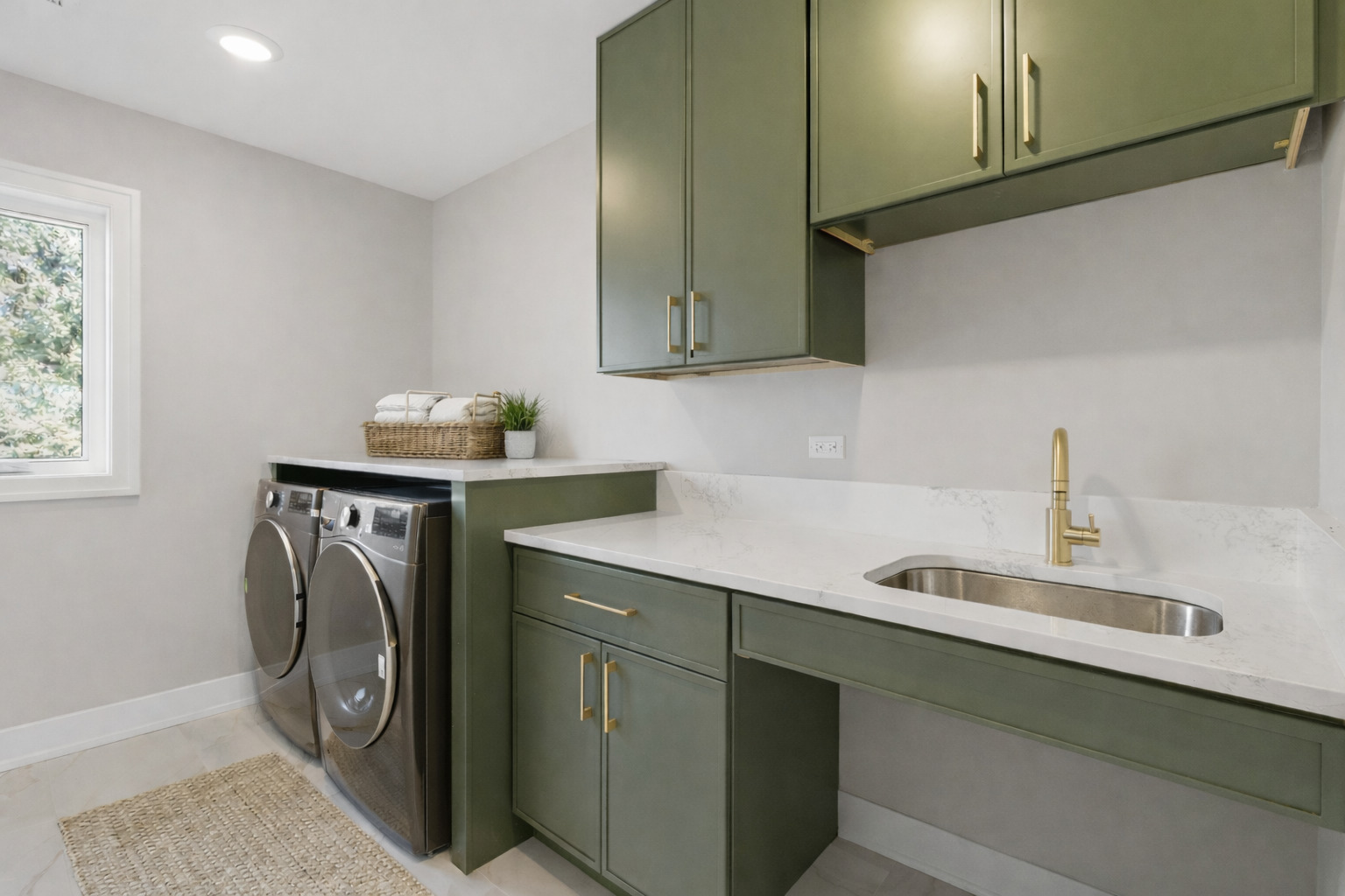 948 Stonebridge Way, Woodridge, IL 60517