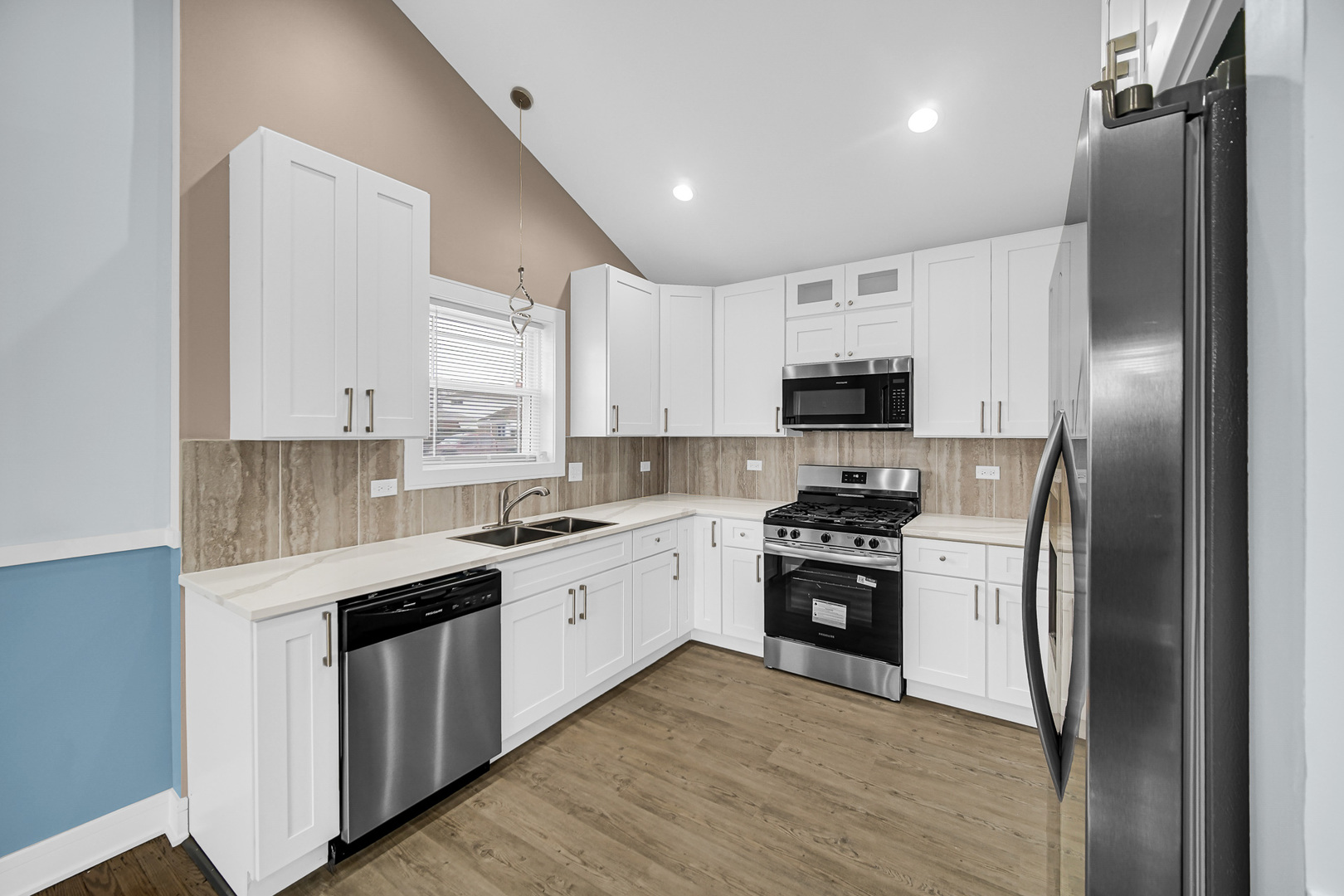 12500 S Loomis Street, Calumet Park, IL 60827