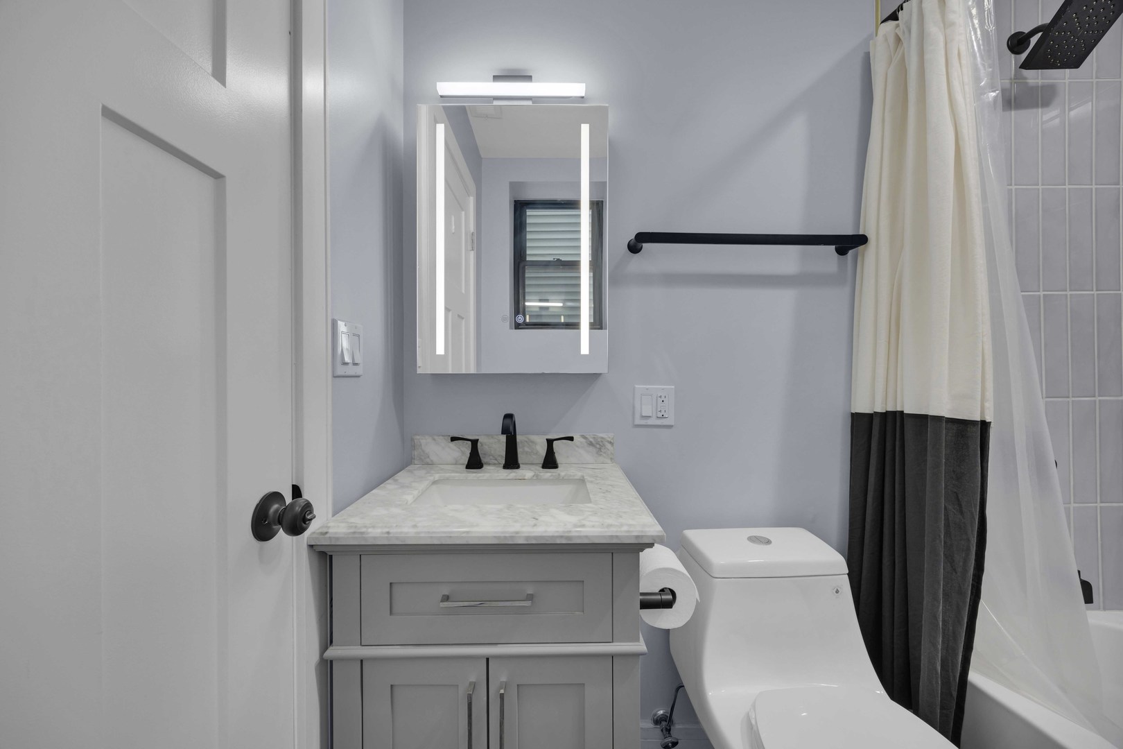 2046 W Moffat Street #1, Chicago, IL 60647