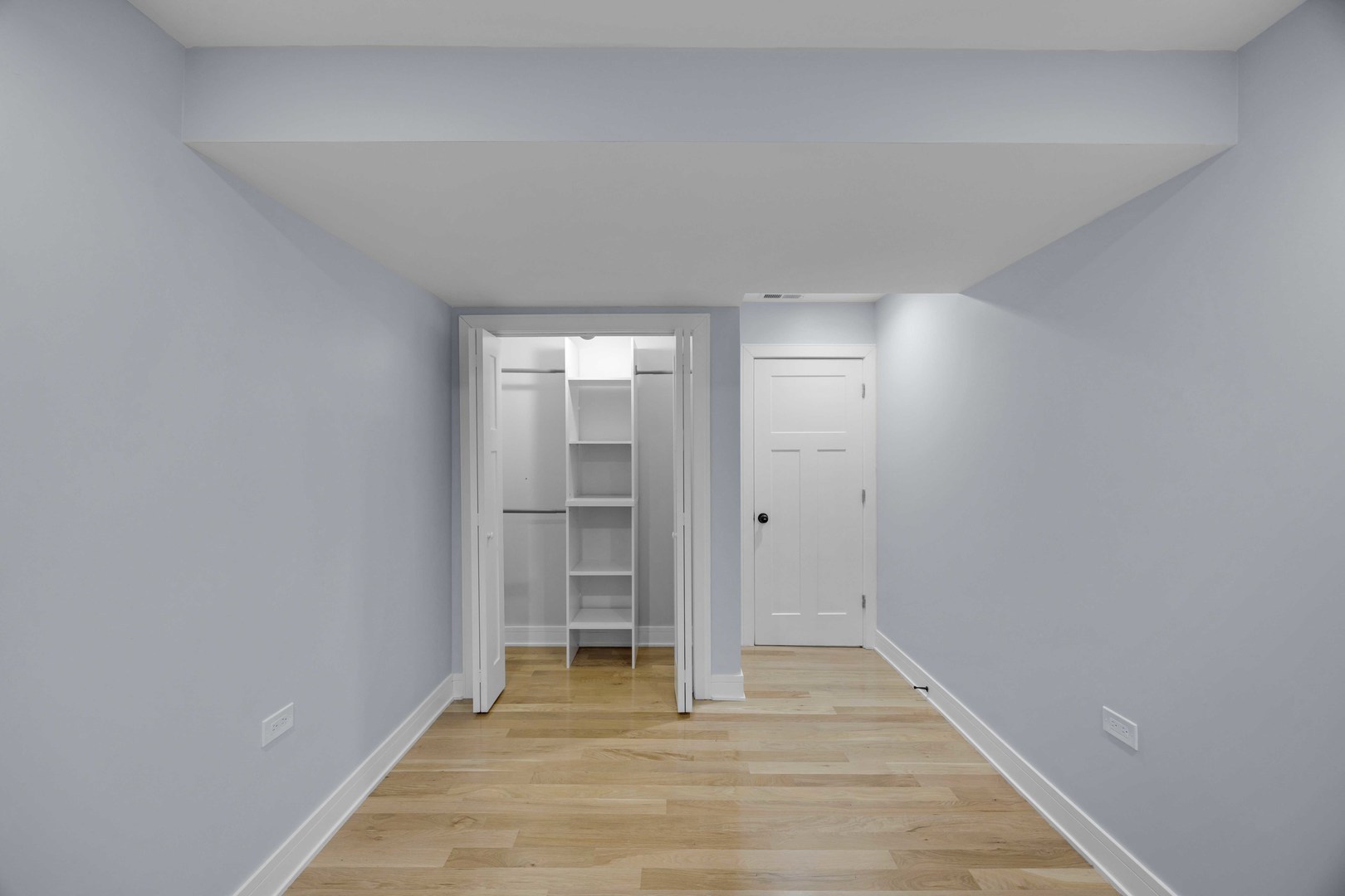 2046 W Moffat Street #1, Chicago, IL 60647