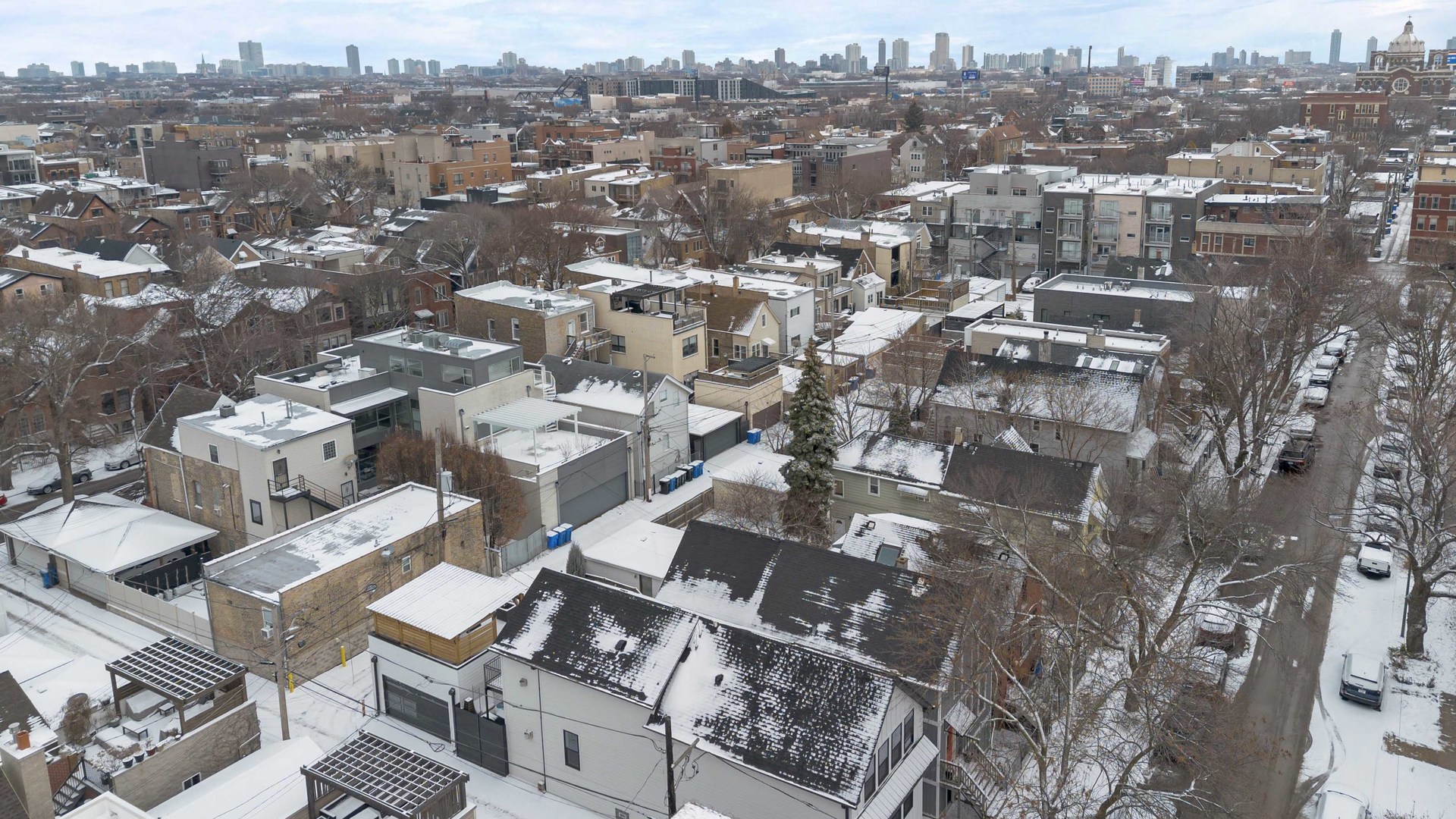 2046 W Moffat Street #1, Chicago, IL 60647