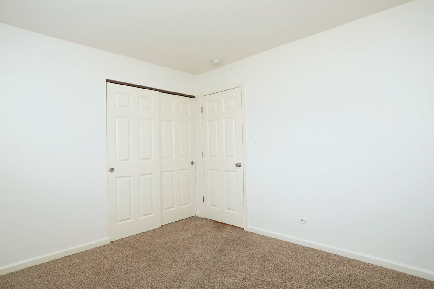 230 Princeton Street, Hoffman Estates, IL 60169