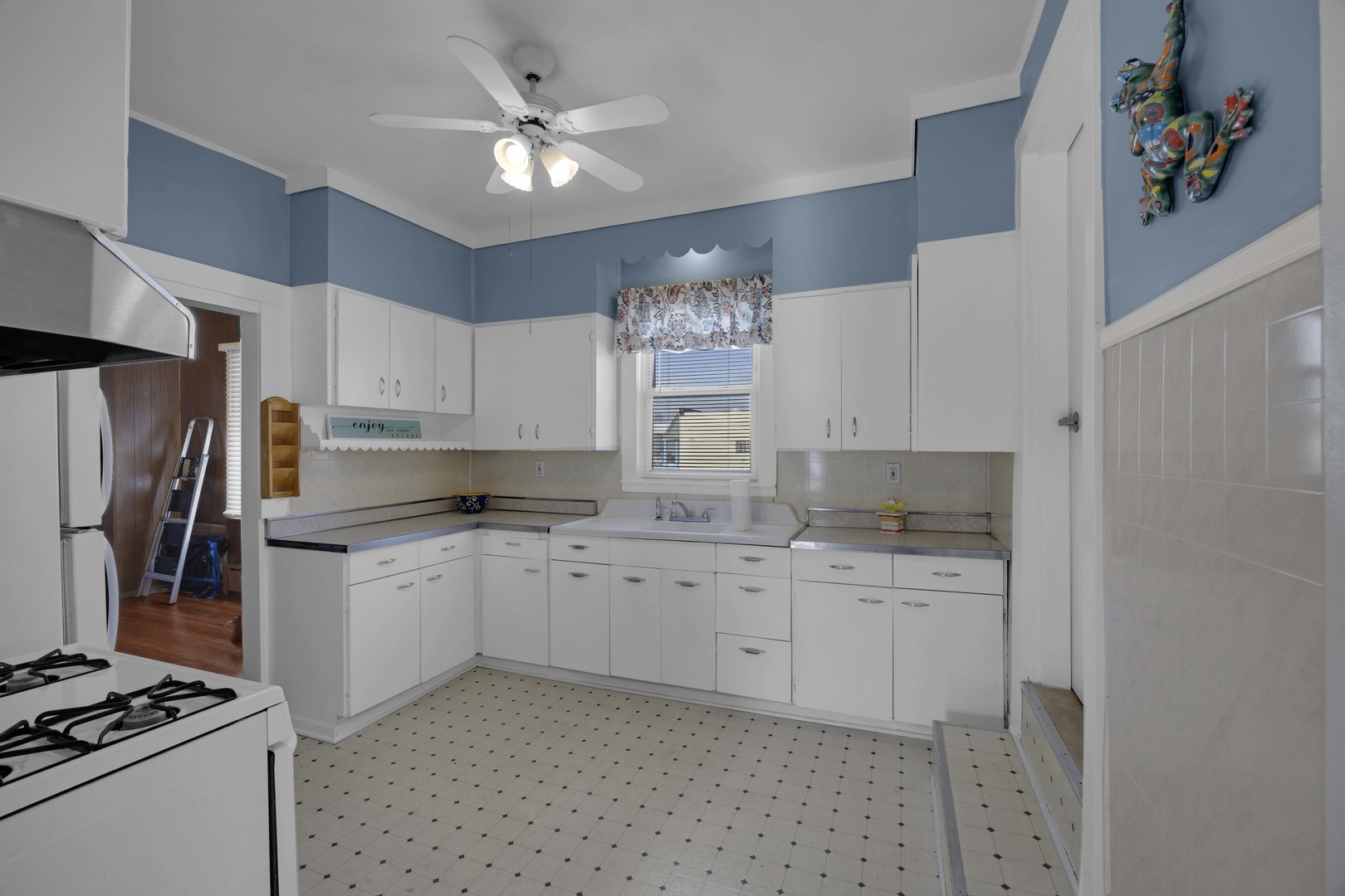 3333 Union Avenue, Steger, IL 60475