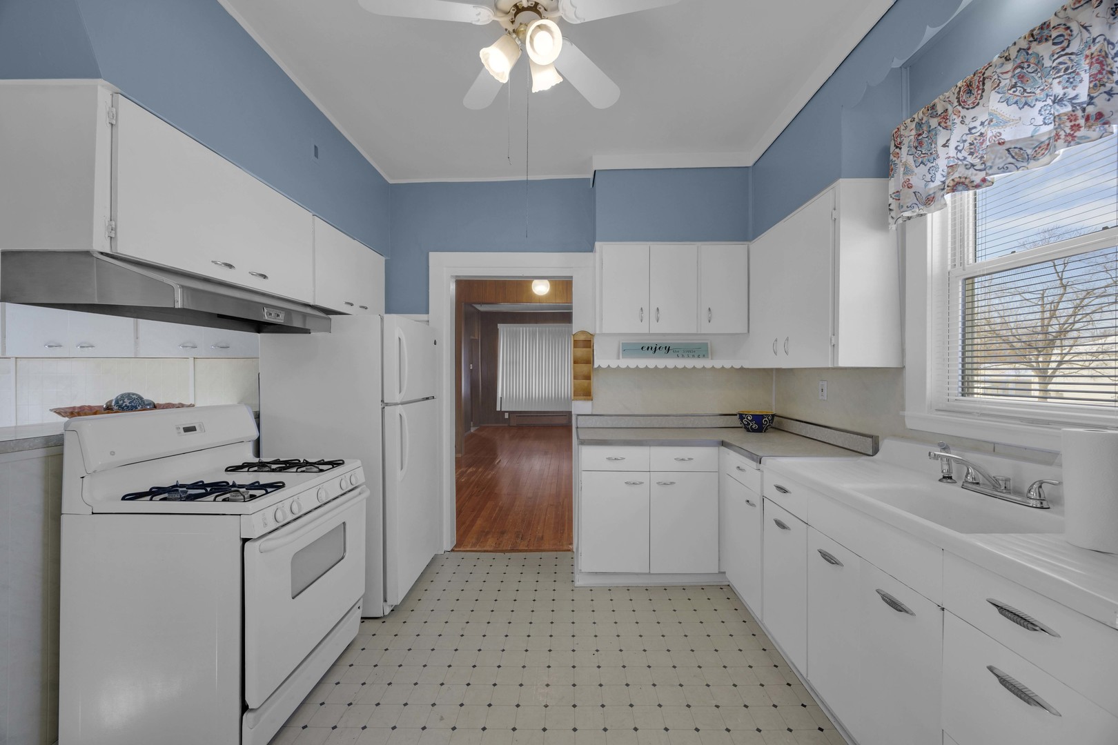 3333 Union Avenue, Steger, IL 60475