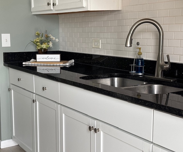 2241 Wallace Avenue, North Chicago, IL 60064