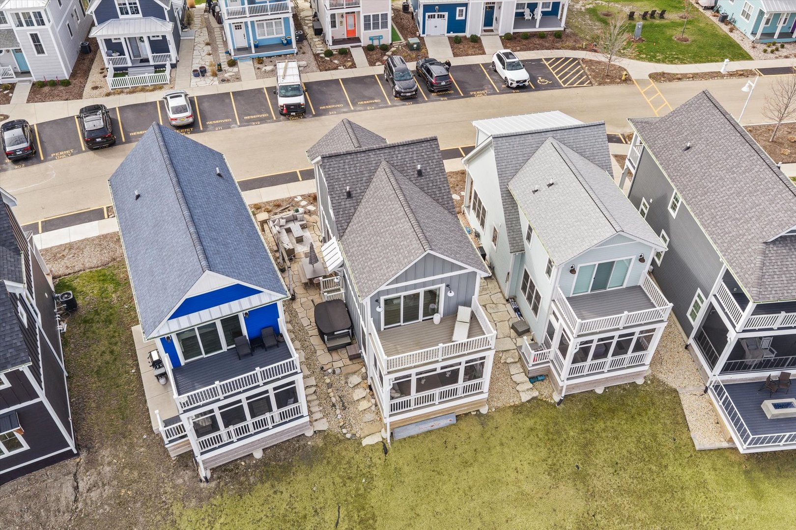 212 Leeward Way, Ottawa, IL 61350