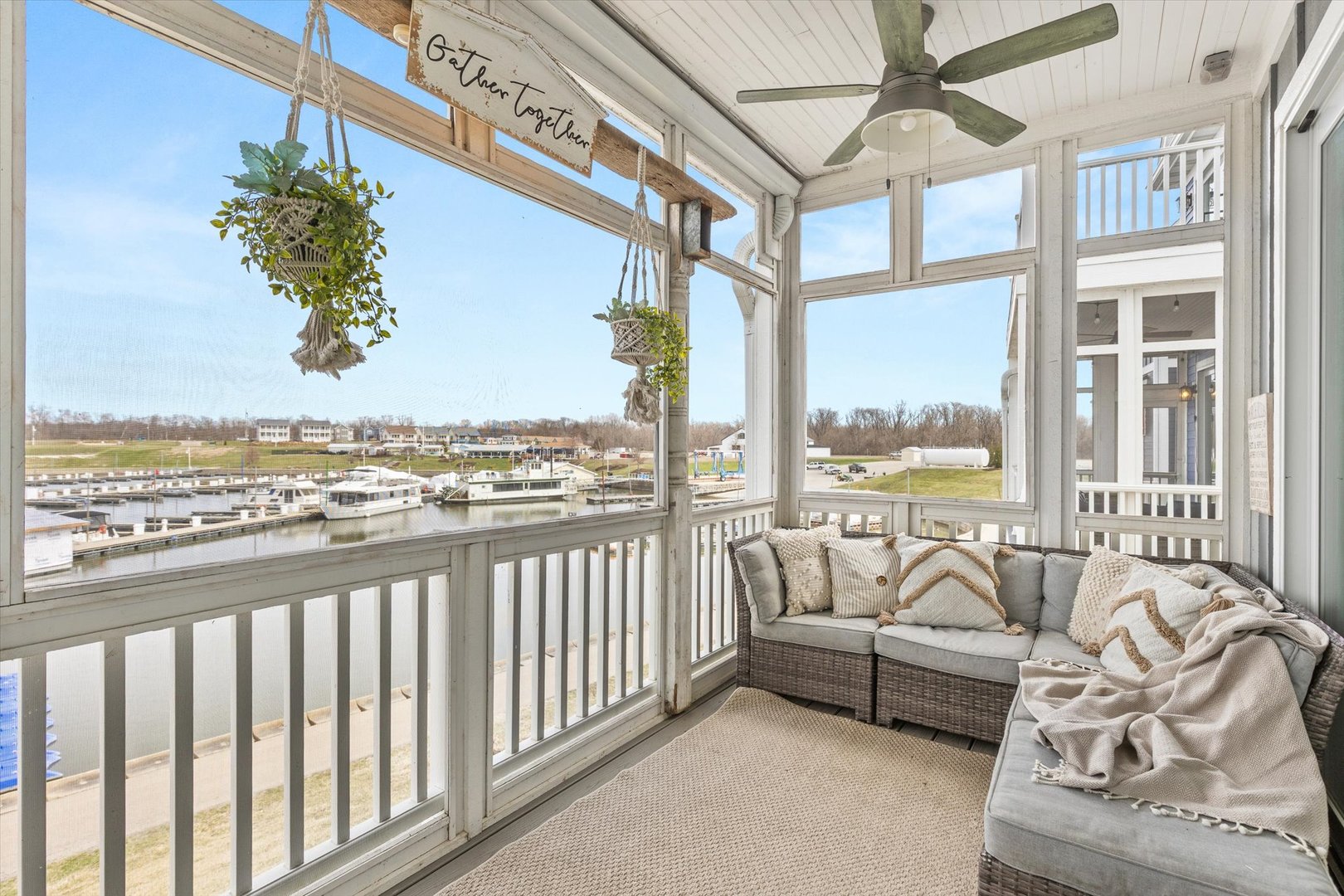 212 Leeward Way, Ottawa, IL 61350