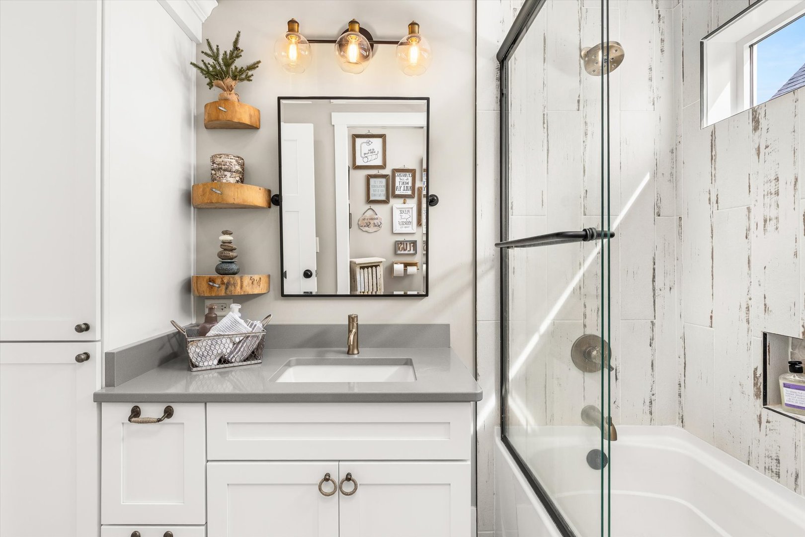 212 Leeward Way, Ottawa, IL 61350