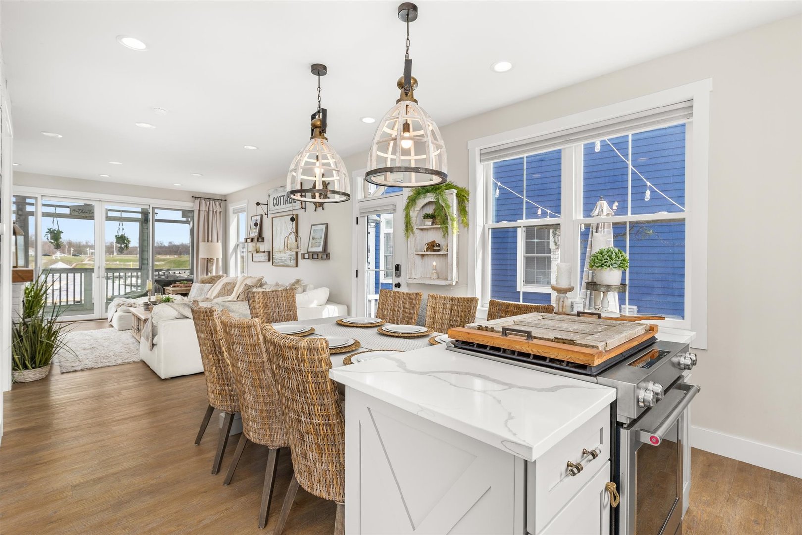 212 Leeward Way, Ottawa, IL 61350