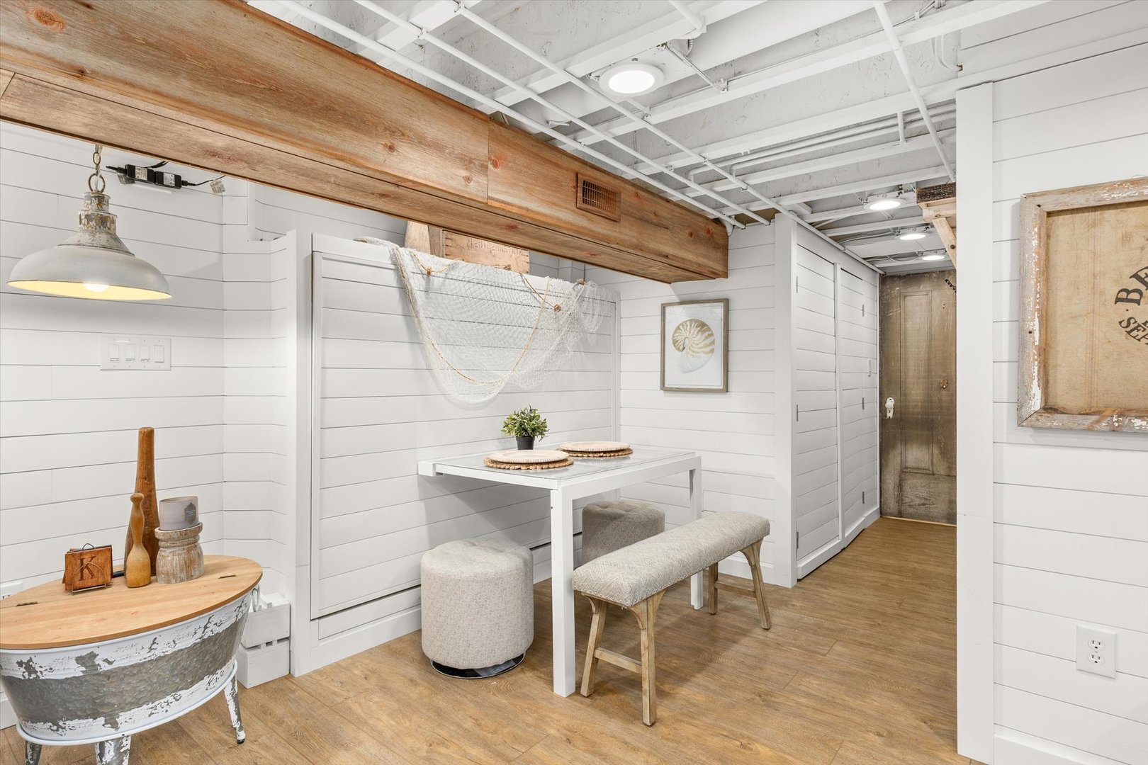 212 Leeward Way, Ottawa, IL 61350