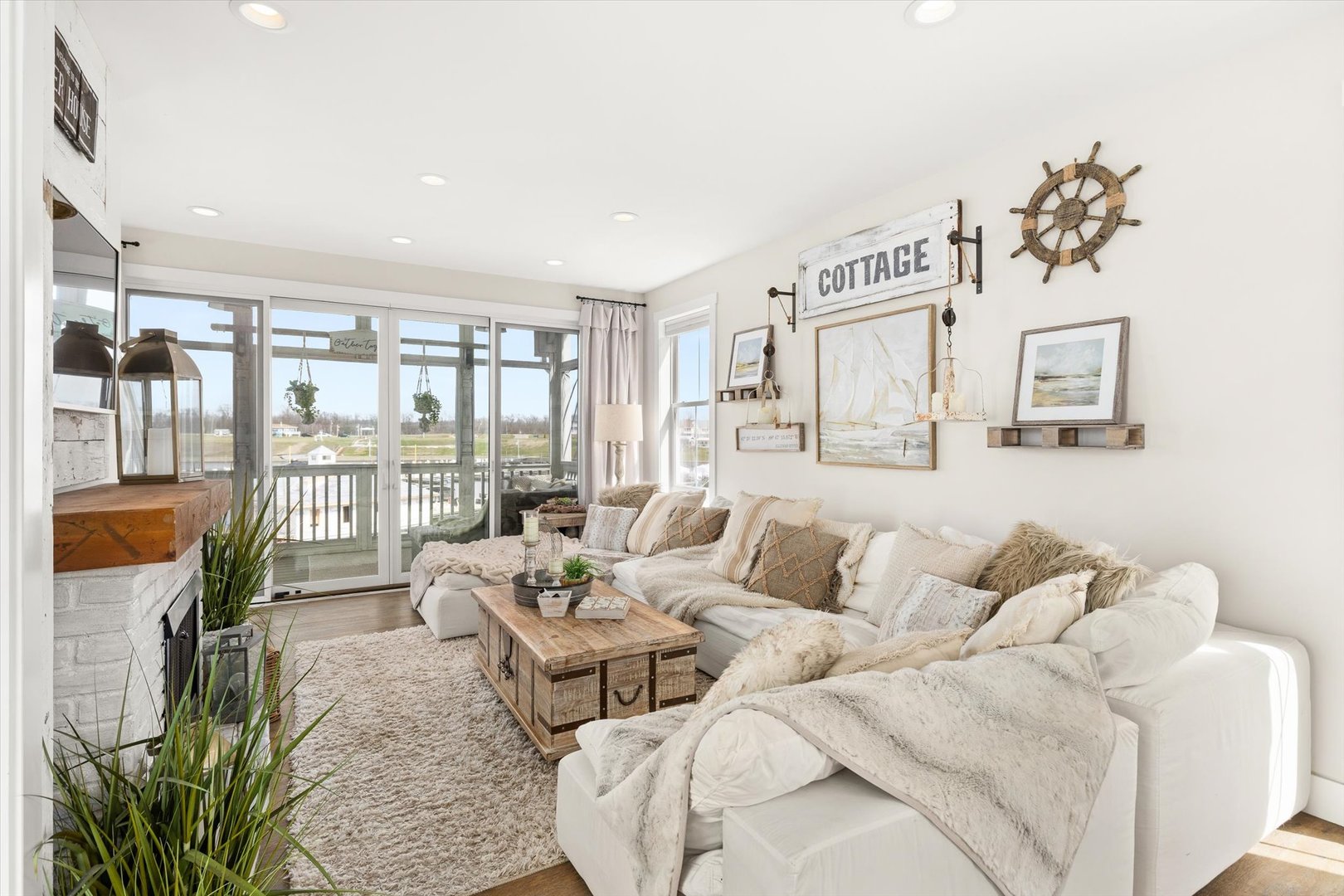 212 Leeward Way, Ottawa, IL 61350