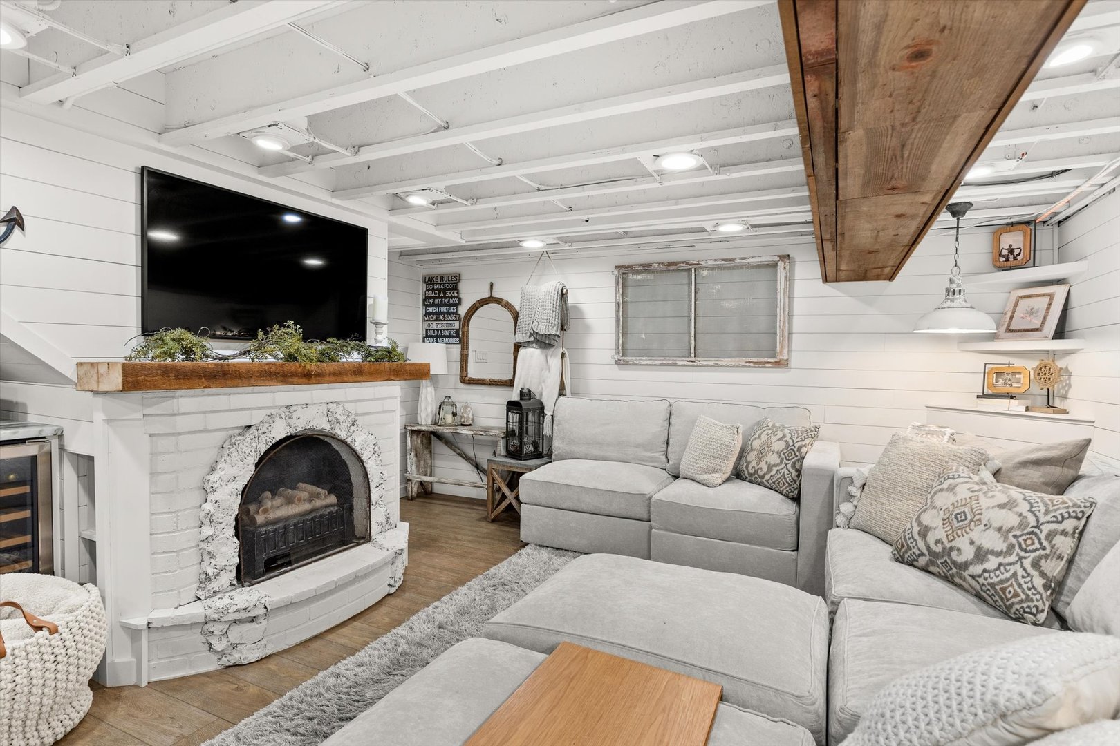 212 Leeward Way, Ottawa, IL 61350