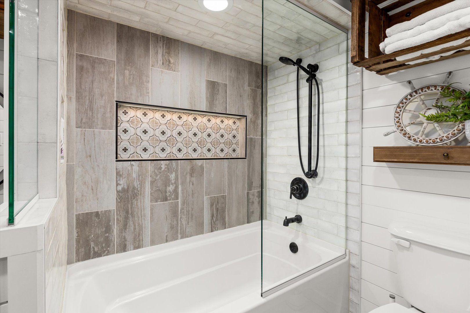 212 Leeward Way, Ottawa, IL 61350