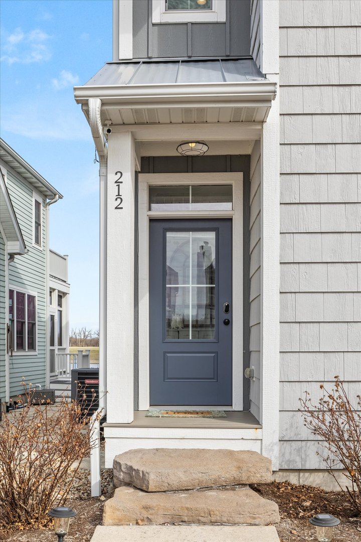 212 Leeward Way, Ottawa, IL 61350