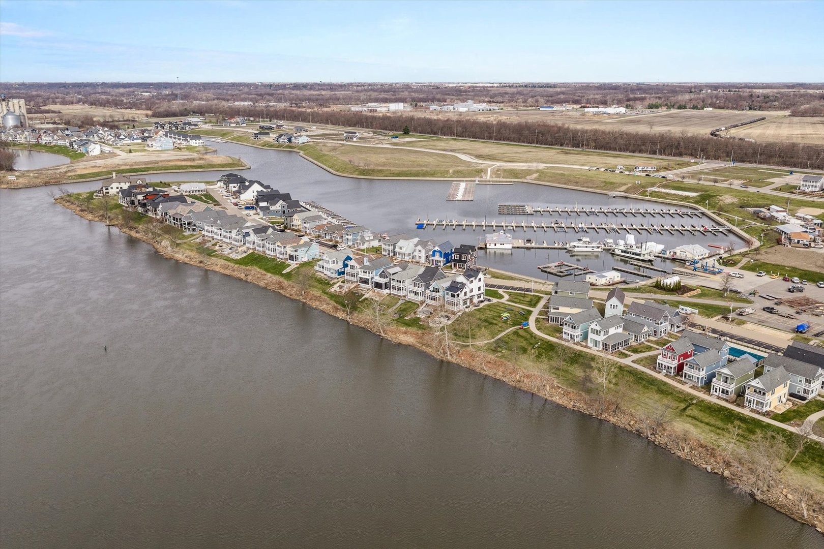 212 Leeward Way, Ottawa, IL 61350