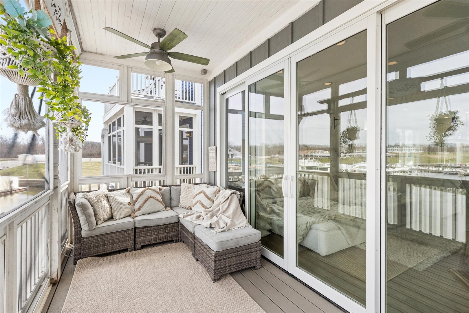 212 Leeward Way, Ottawa, IL 61350