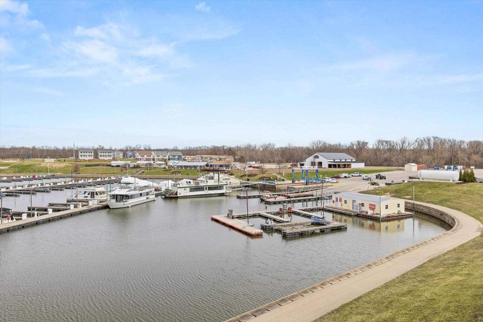 212 Leeward Way, Ottawa, IL 61350