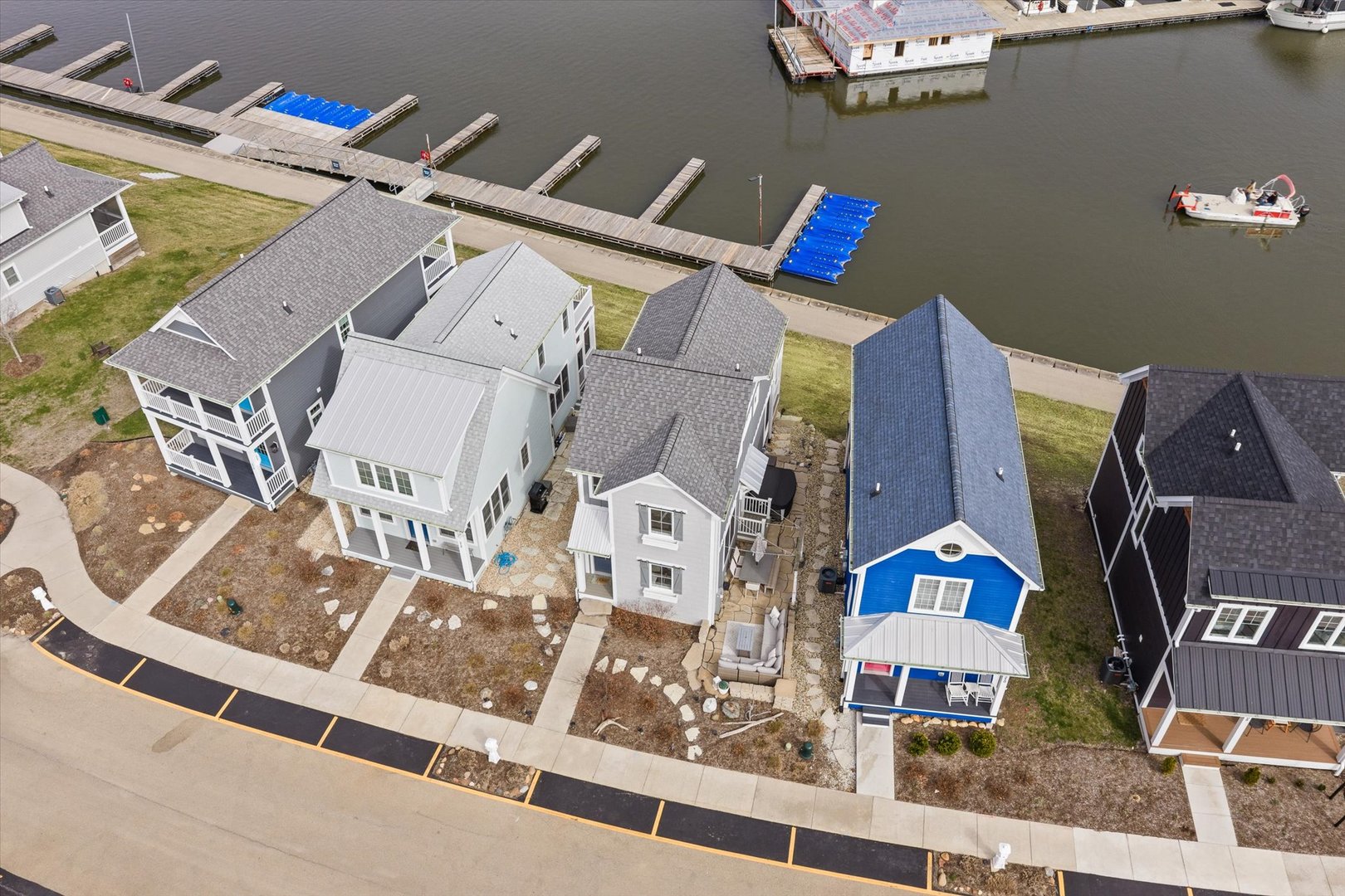 212 Leeward Way, Ottawa, IL 61350