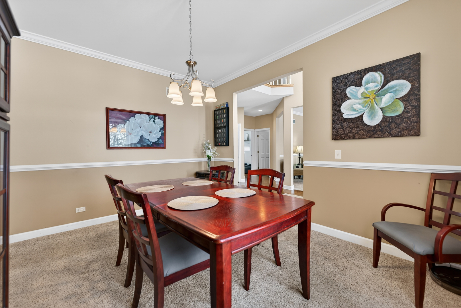 1823 Kings Gate Lane, Crystal Lake, IL 60014